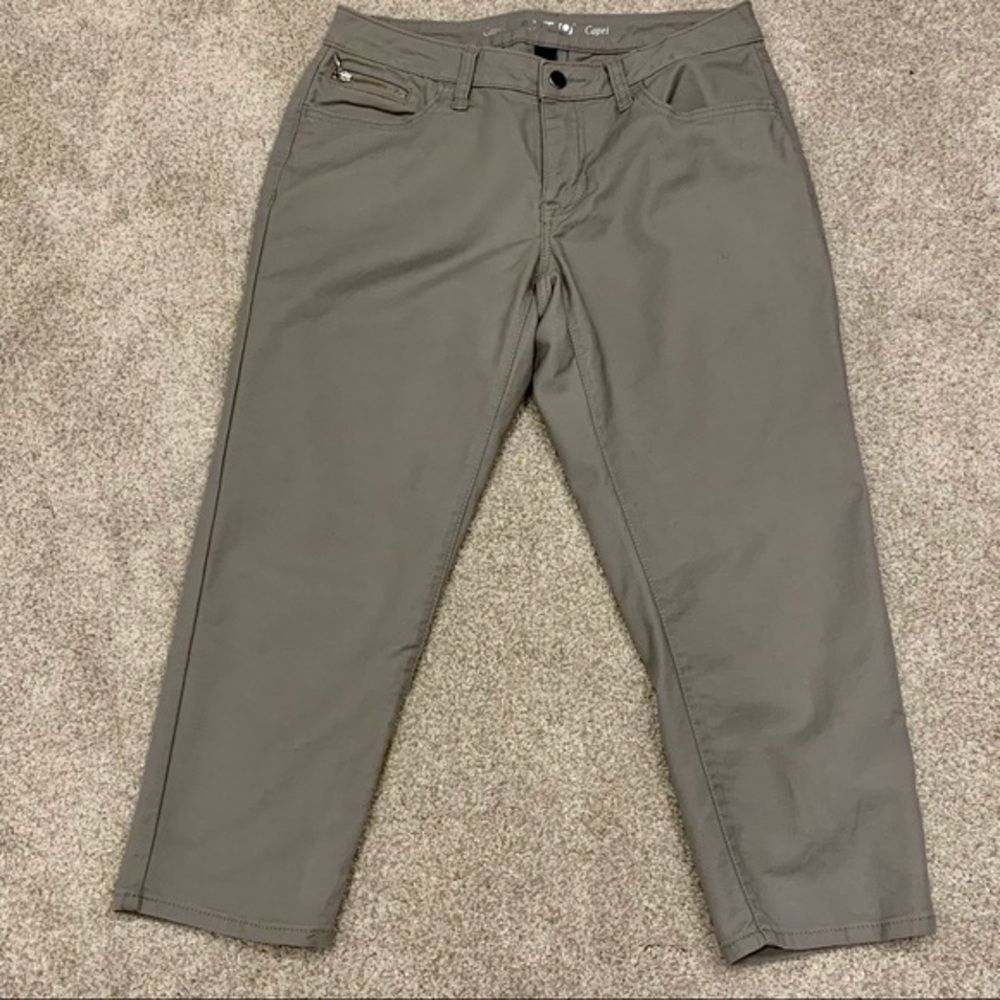 Apt. 9 Khaki Capris 8‎